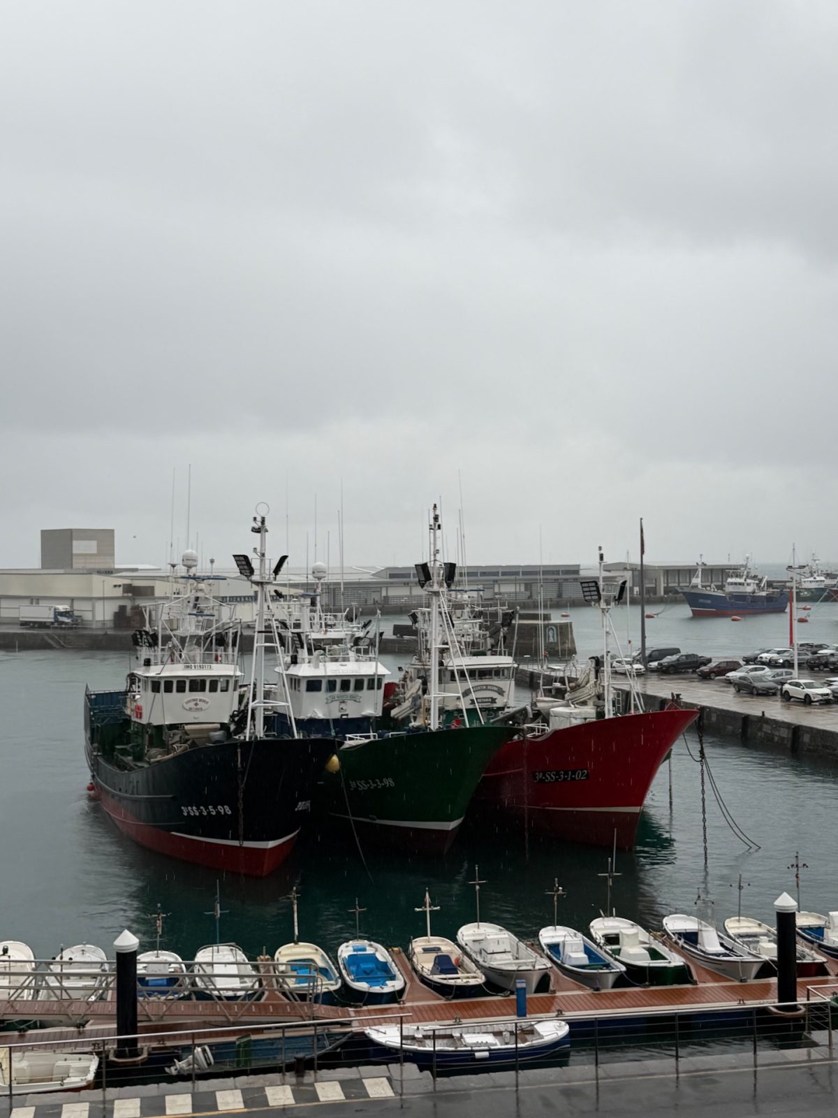 Hafen vor dem Fischrestaurant Kaia-Kaipe in Getaria