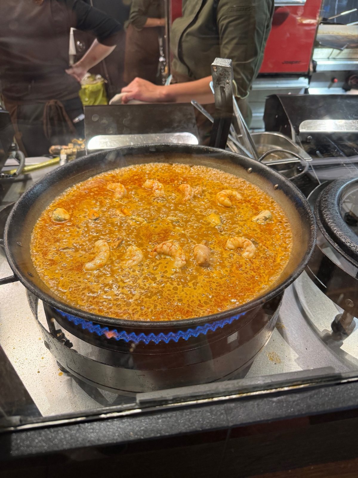 Paella im Ubarrechena in der Altstadt in Donostia-San Sebastián