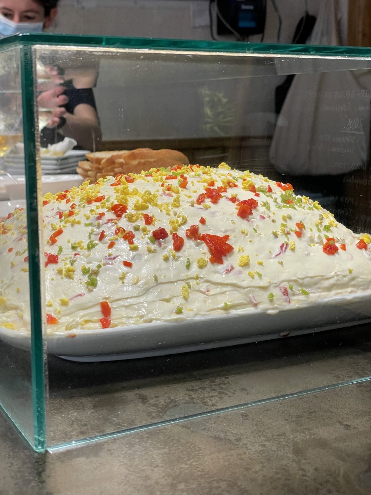 Ensalada Rusa (russischer Kartoffelsalat) im Tamboril, Arrandegi Kalea, Donostia-San Sebastián